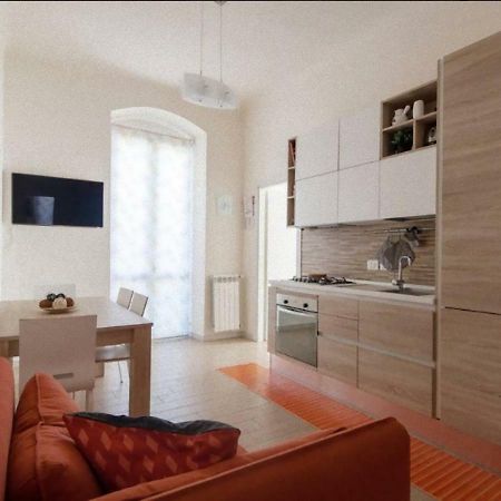 Glad Apartment Специя Екстериор снимка