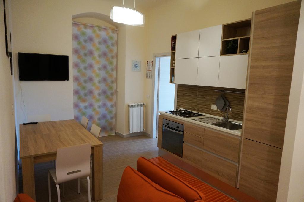 Glad Apartment Специя Екстериор снимка