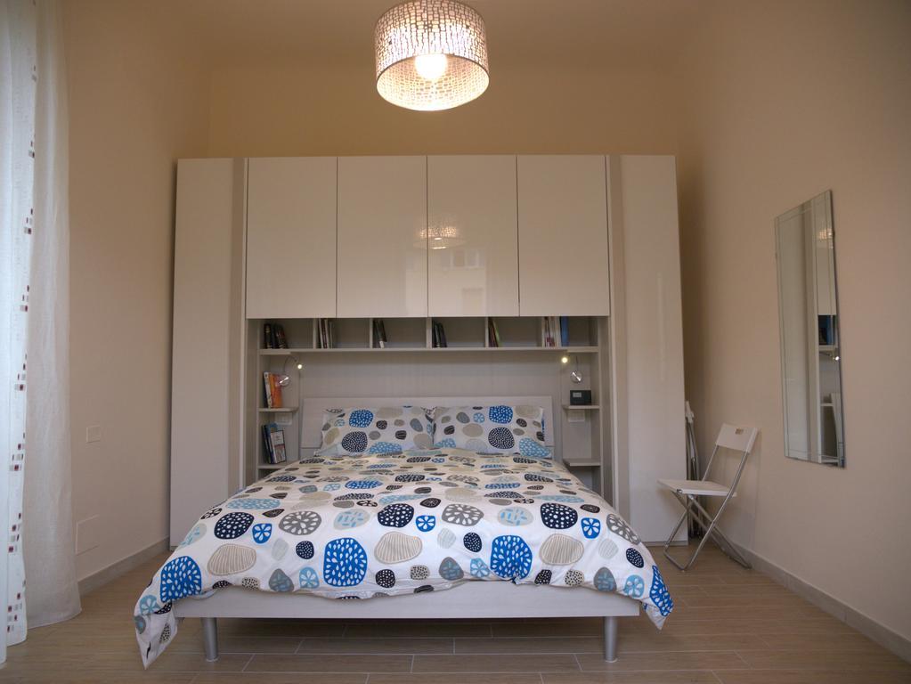 Glad Apartment Специя Екстериор снимка