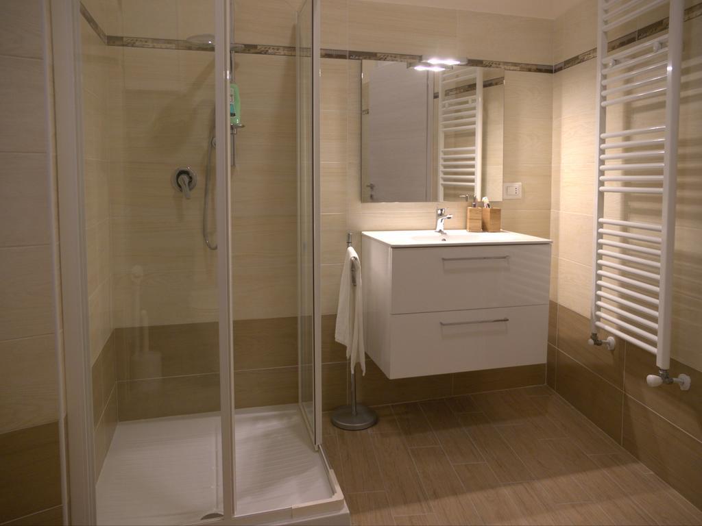 Glad Apartment Специя Екстериор снимка